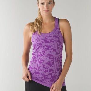 Lululemon Swiftly Tech Racerback
Heathered Tender Violet size 4